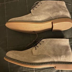 Men's Suede Chukka Boots - Brown